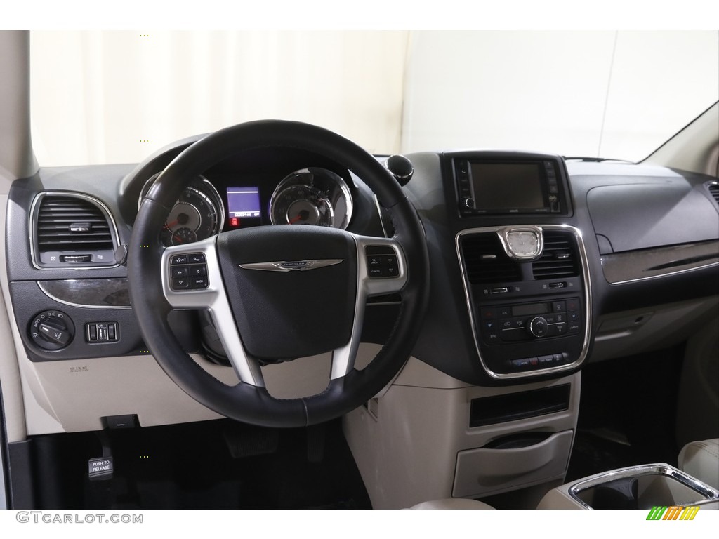 2013 Town & Country Touring - Crystal Blue Pearl / Black/Light Graystone photo #6