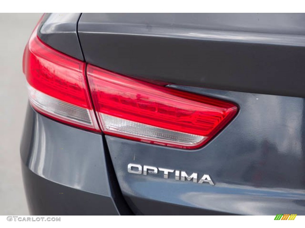 2016 Kia Optima LX 1.6T Marks and Logos Photos
