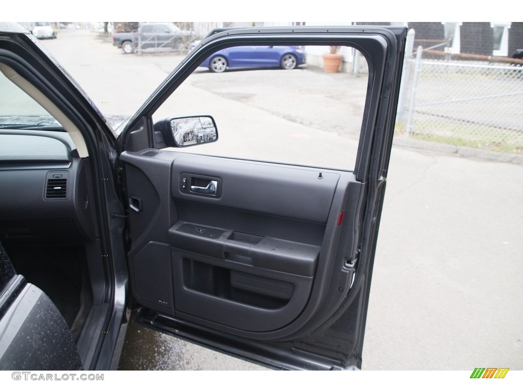 2016 Ford Flex SE Door Panel Photos