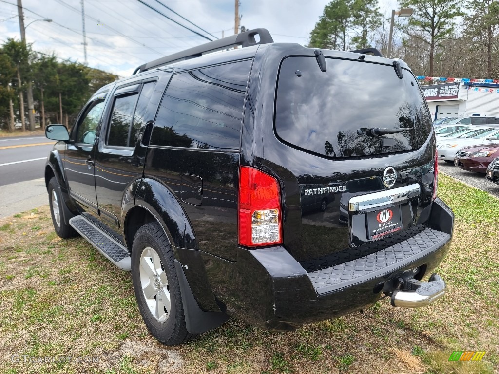 2010 Pathfinder SE 4x4 - Super Black / Graphite photo #4