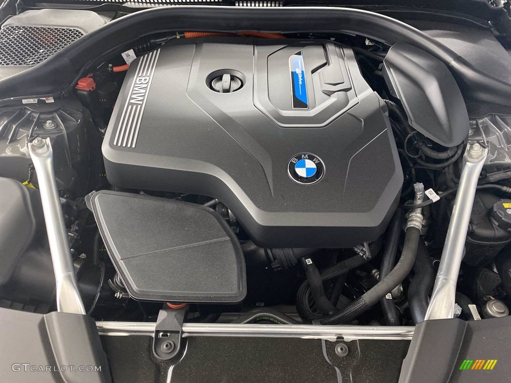 2022 BMW 5 Series 530e Sedan 2.0 Liter e TwinPower Turbocharged DOHC 16-Valve VVT 4 Cylinder Gasoline/Electric Hybrid Engine Photo #144008121