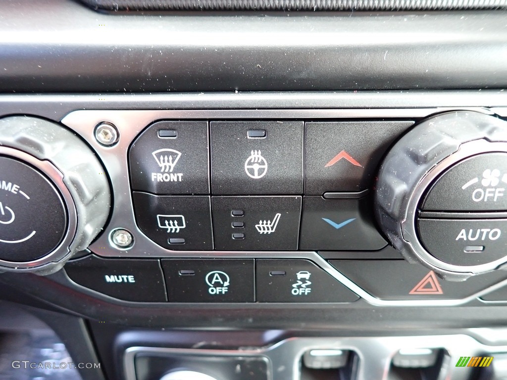 2022 Jeep Wrangler Rubicon 4x4 Controls Photo #144008679