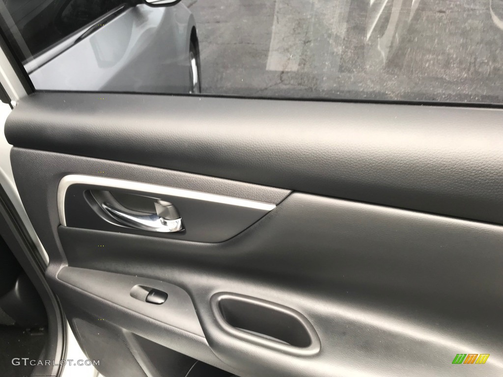 2017 Altima 3.5 SL - Brilliant Silver / Charcoal photo #31