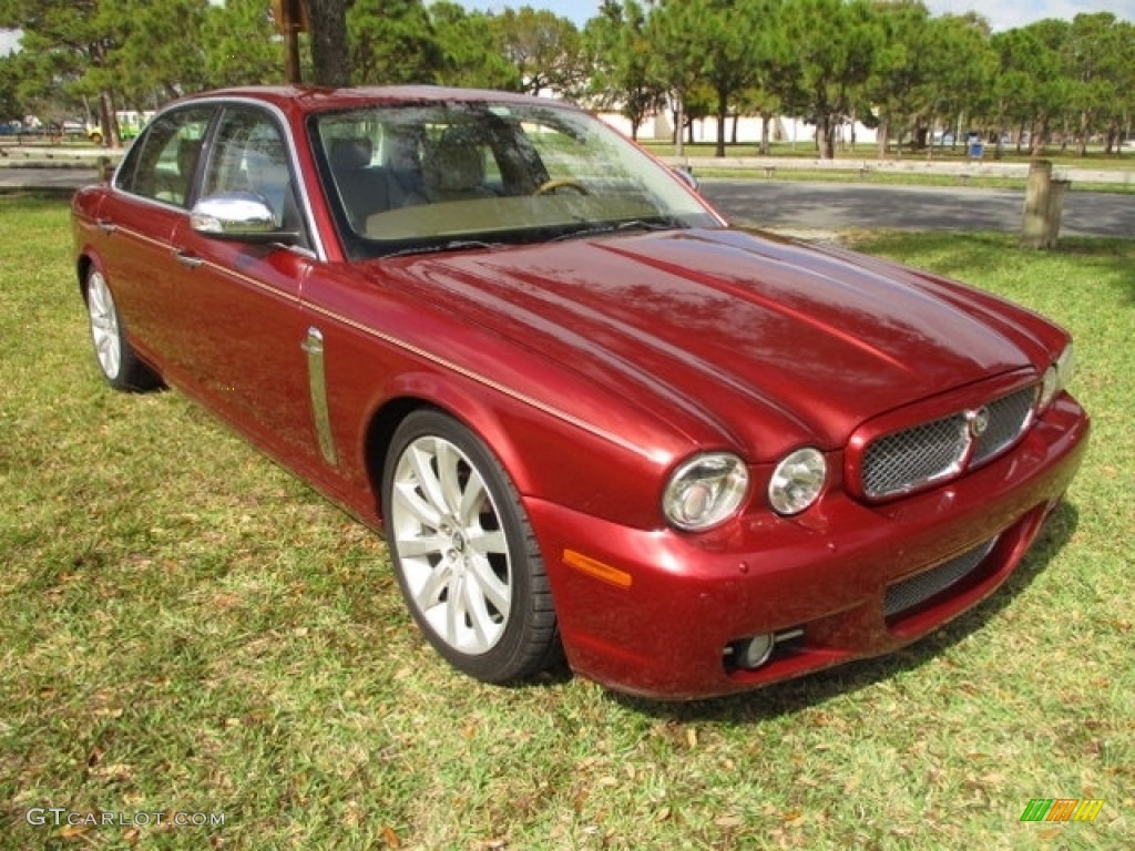 2008 XJ Vanden Plas - Radiance Red Metallic / Ivory/Mocha photo #11
