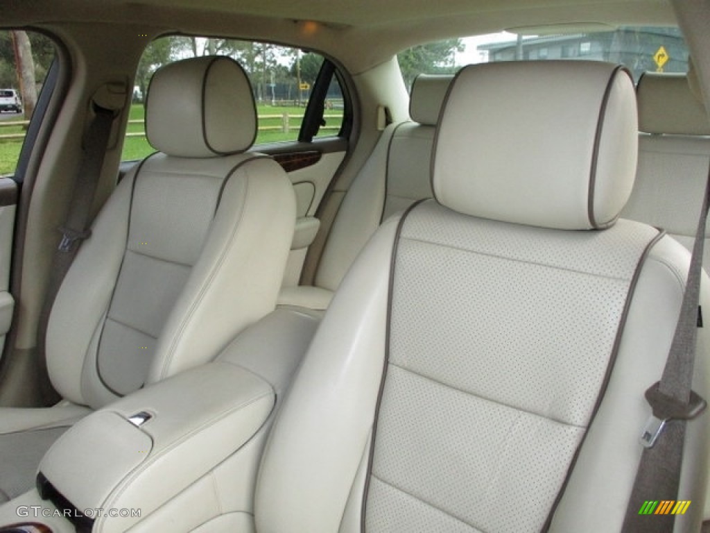 2008 XJ Vanden Plas - Radiance Red Metallic / Ivory/Mocha photo #12