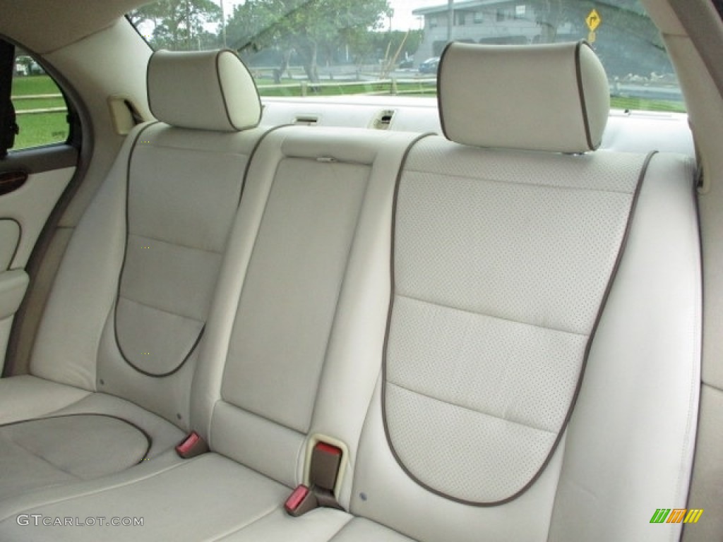 2008 XJ Vanden Plas - Radiance Red Metallic / Ivory/Mocha photo #14