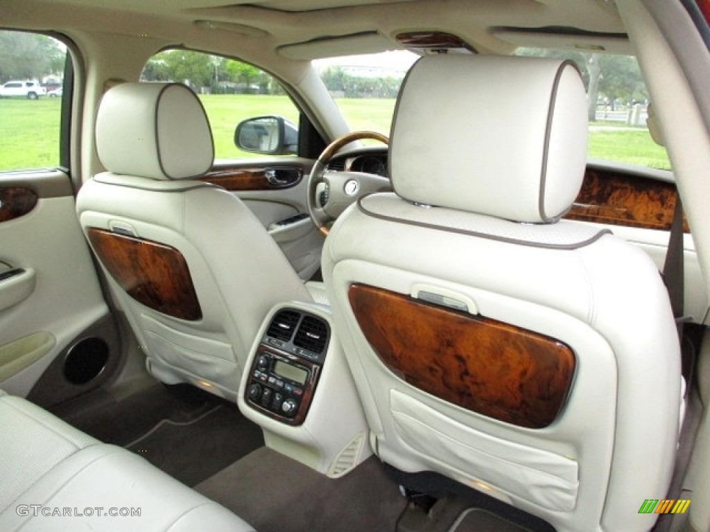 2008 XJ Vanden Plas - Radiance Red Metallic / Ivory/Mocha photo #18