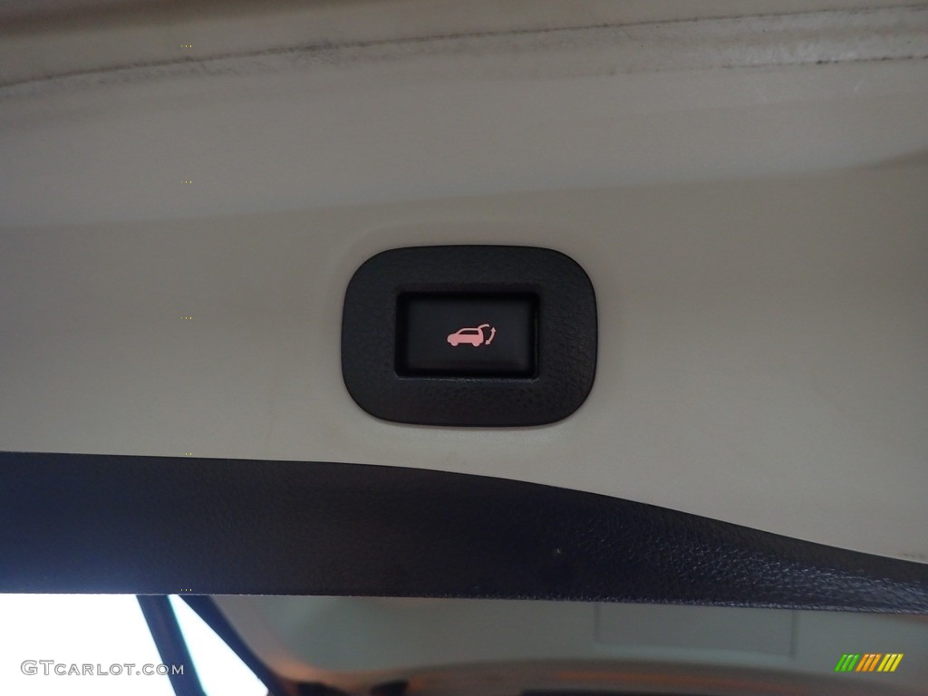 2019 Rogue SV AWD - Monarch Orange Metallic / Charcoal photo #17