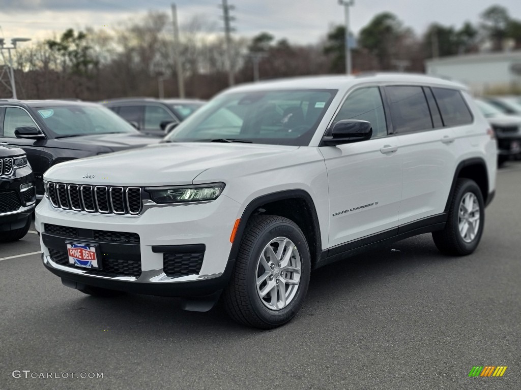 Bright White Jeep Grand Cherokee