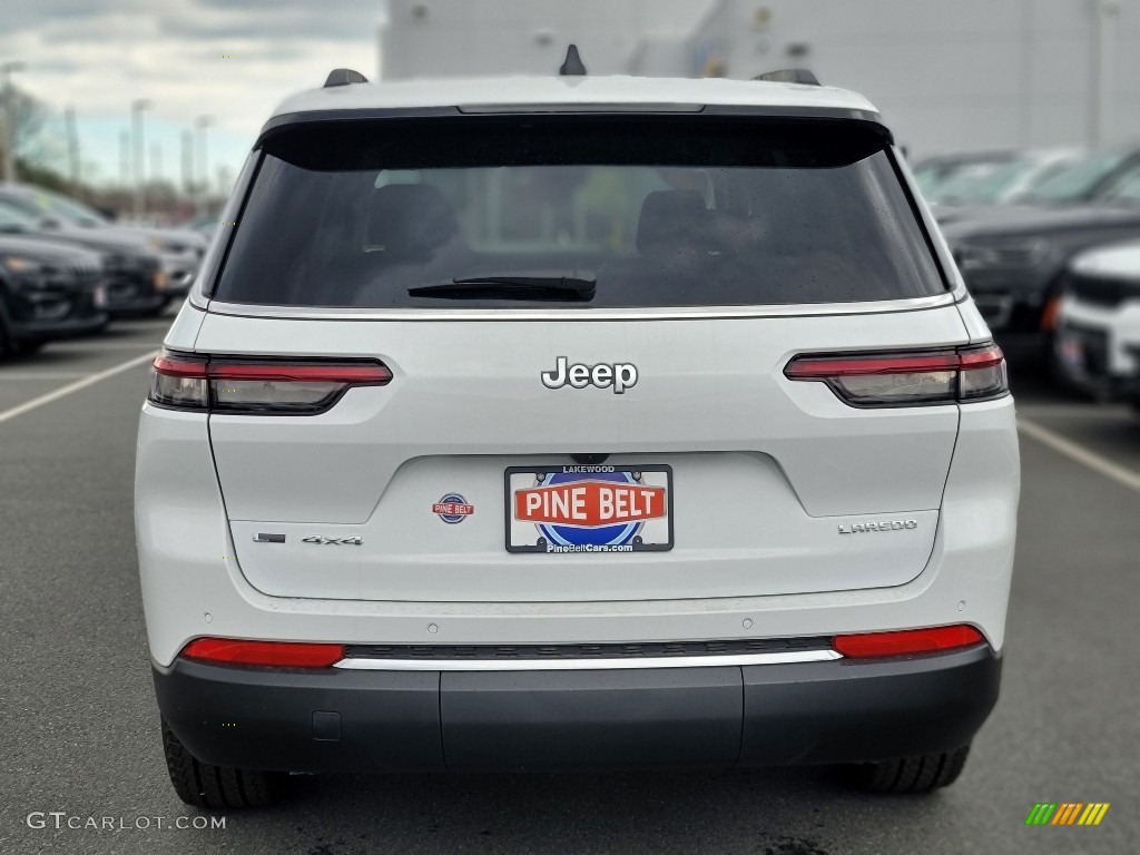 2022 Grand Cherokee L Laredo 4x4 - Bright White / Global Black photo #5