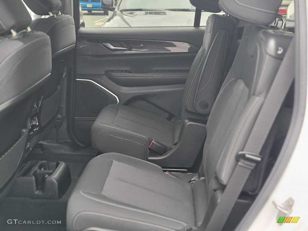 2022 Jeep Grand Cherokee L Laredo 4x4 Rear Seat Photo #144010506