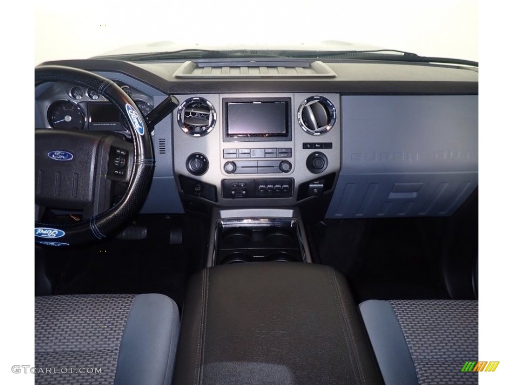 2012 F350 Super Duty XLT Crew Cab 4x4 - Dark Blue Pearl Metallic / Steel photo #21