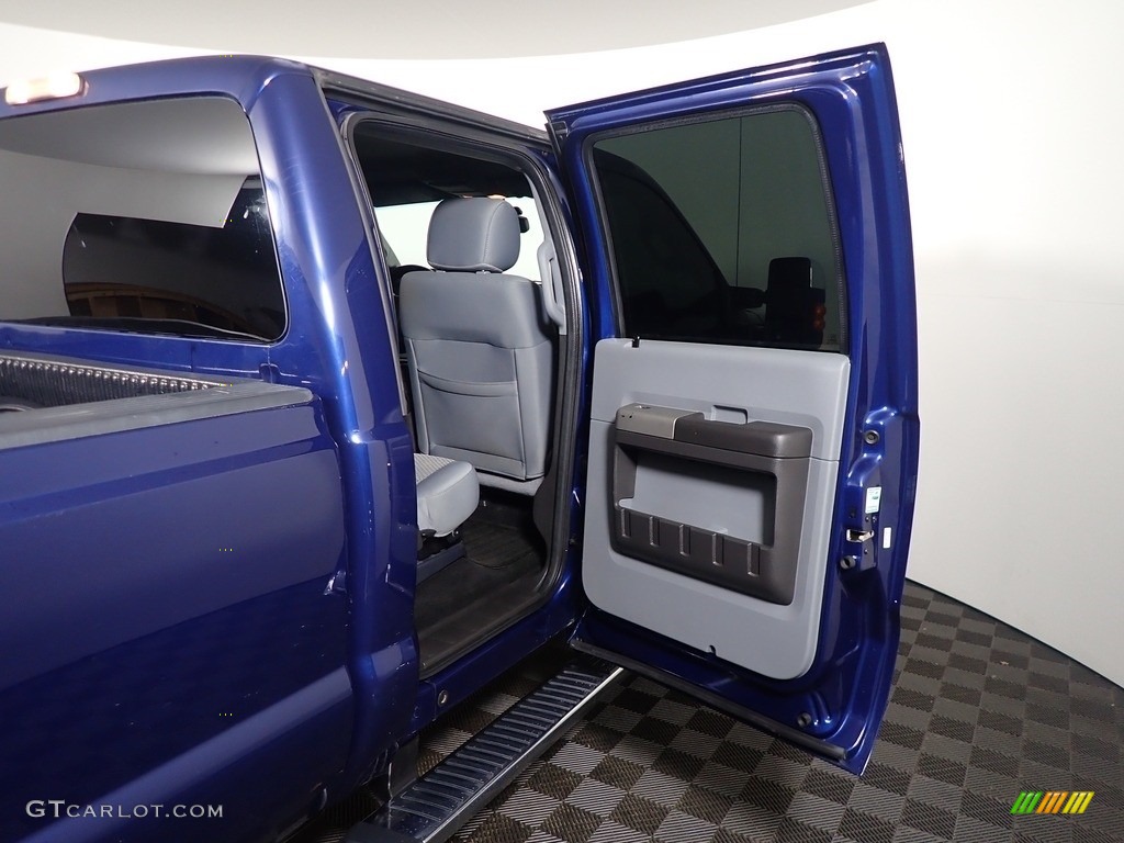 2012 F350 Super Duty XLT Crew Cab 4x4 - Dark Blue Pearl Metallic / Steel photo #34