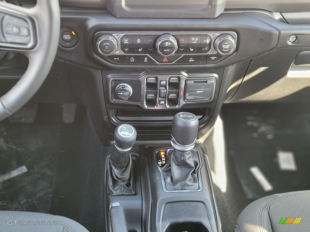 2022 Jeep Wrangler Unlimited Sport 4x4 8 Speed Automatic Transmission Photo #144011085