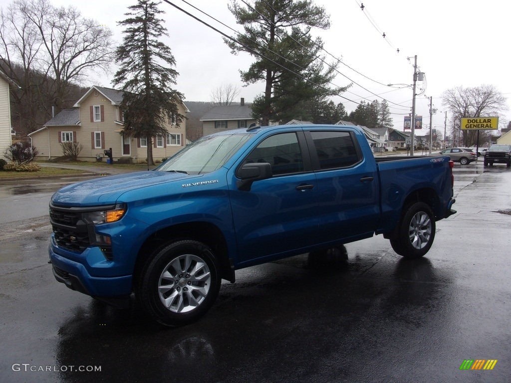 Glacier Blue Metallic 2022 Chevrolet Silverado 1500 Custom Crew Cab 4x4 Exterior Photo #144012552