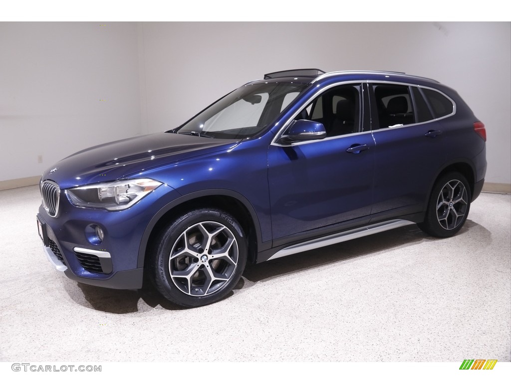 2018 X1 xDrive28i - Mediterranean Blue Metallic / Black photo #3