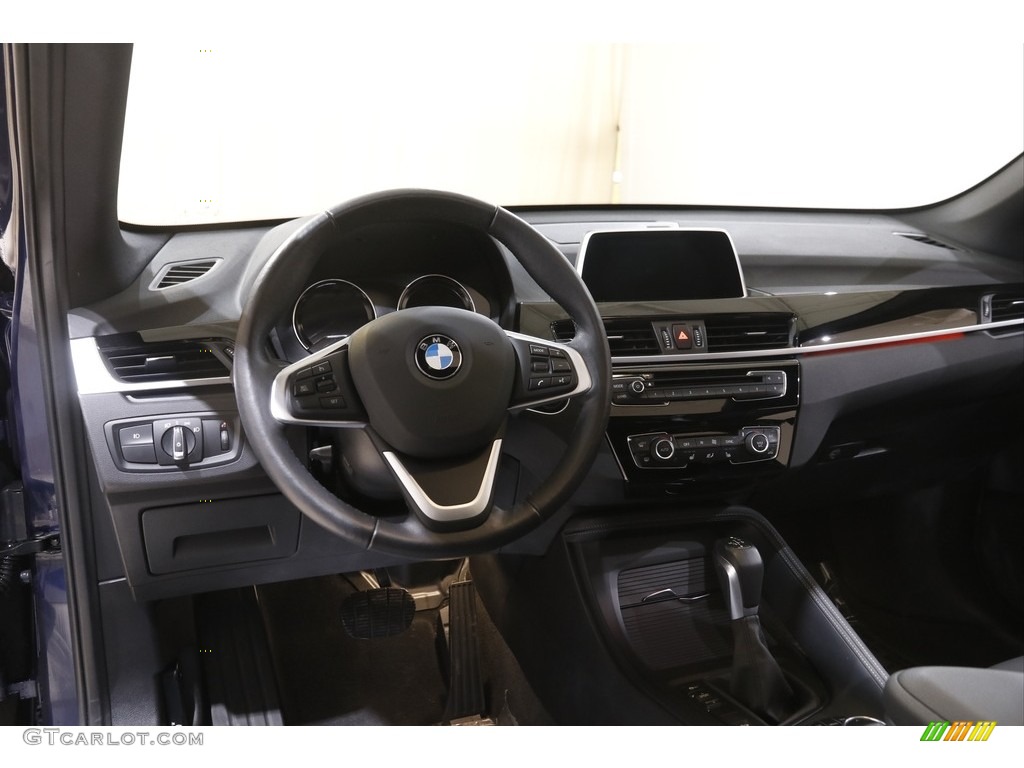 2018 X1 xDrive28i - Mediterranean Blue Metallic / Black photo #6
