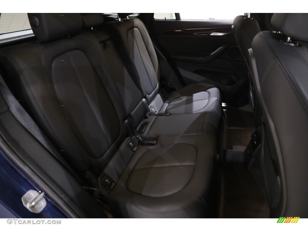 2018 X1 xDrive28i - Mediterranean Blue Metallic / Black photo #18