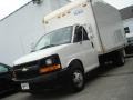 Summit White - Express 3500 Cutaway Moving Van Photo No. 2