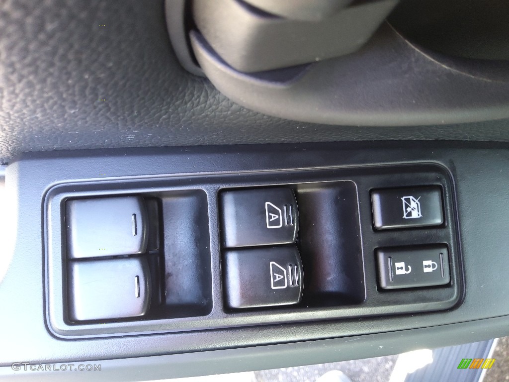 2021 Titan S Crew Cab - Super Black / Charcoal photo #12