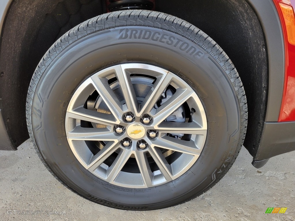 2022 Chevrolet Traverse LT Wheel Photo #144015596