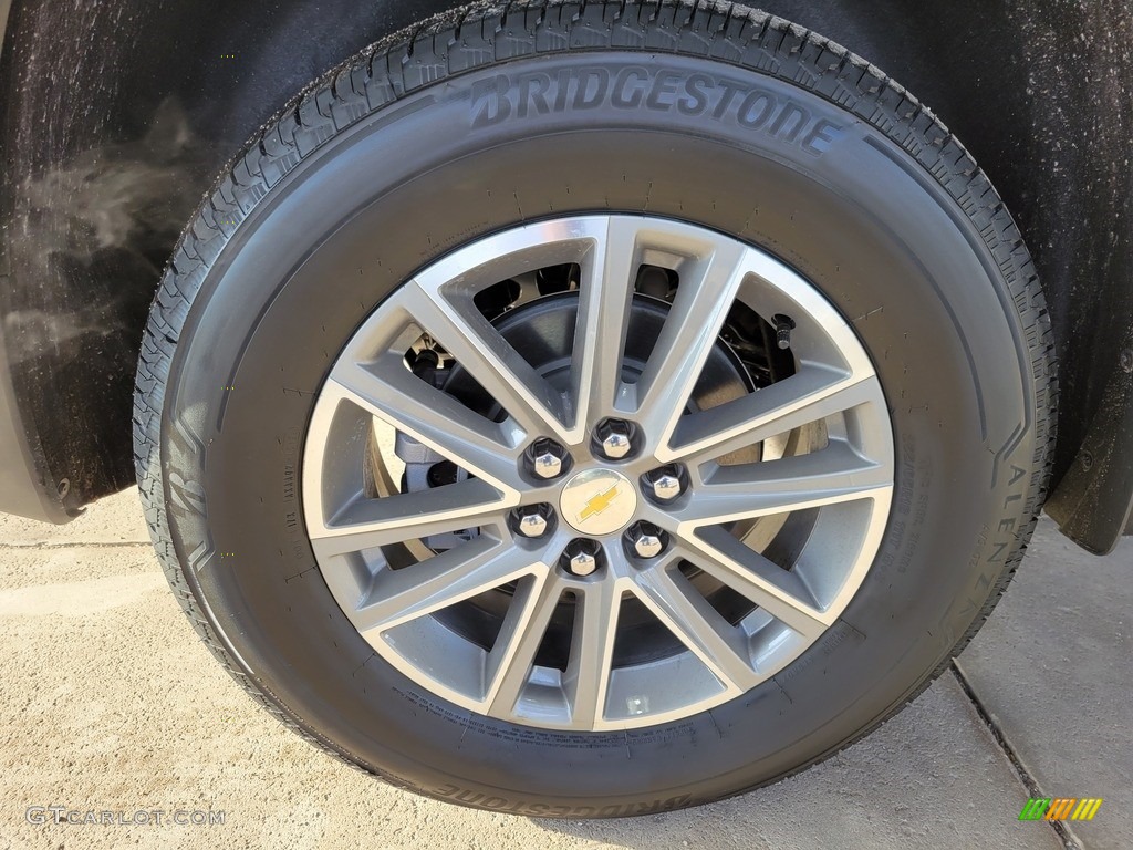 2022 Chevrolet Traverse LT Wheel Photo #144015617