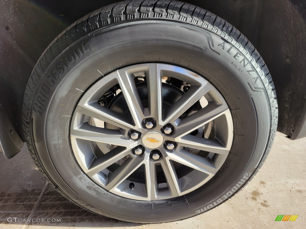 2022 Chevrolet Traverse LT Wheel Photo #144015635
