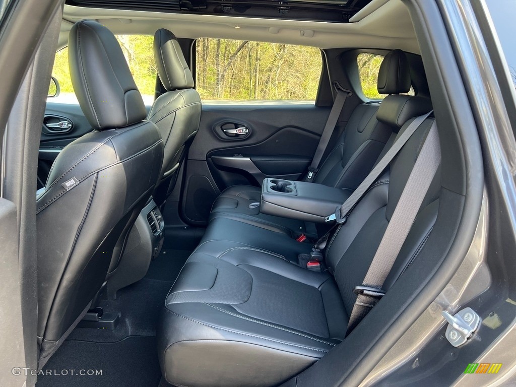 2022 Jeep Cherokee Limited 4x4 Rear Seat Photo #144016127