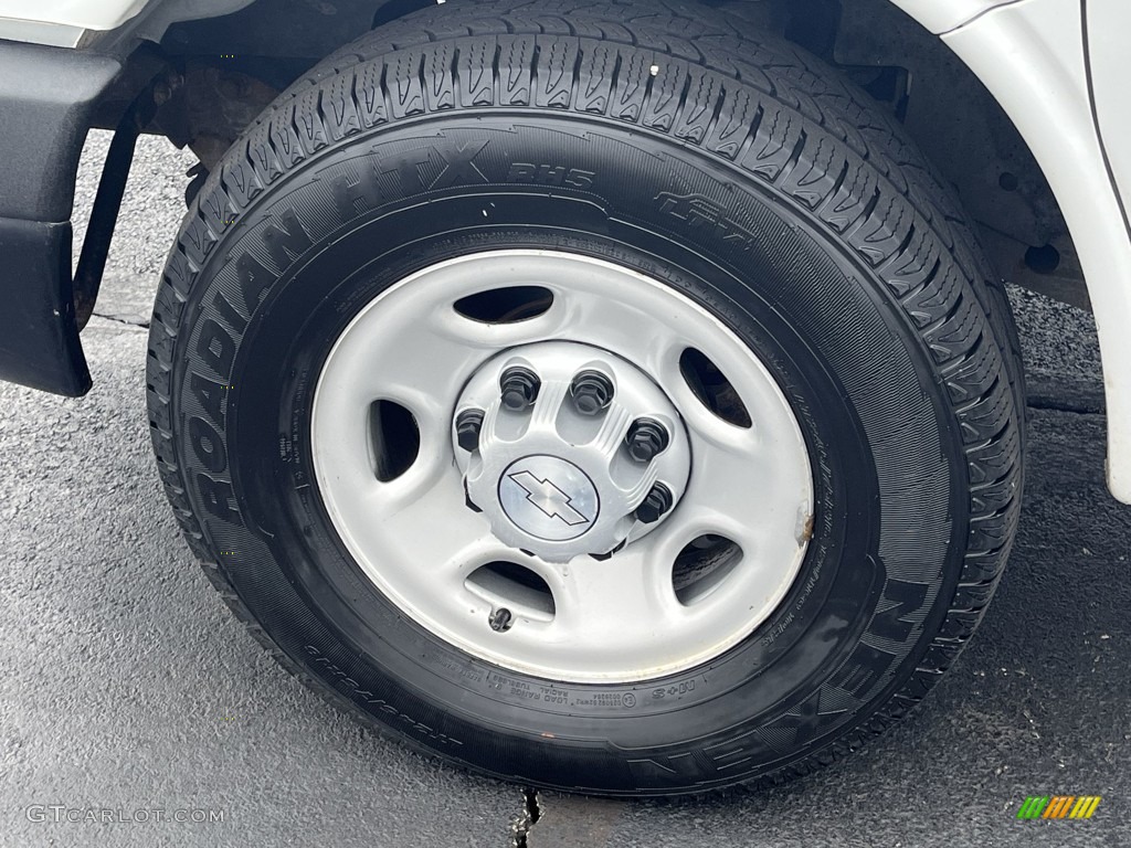 2016 Chevrolet Express 3500 Cargo WT Wheel Photos