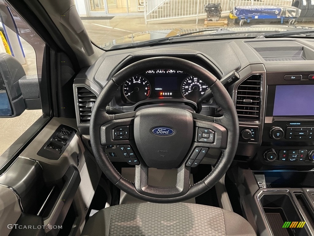 2019 F150 XLT SuperCrew 4x4 - Blue Jeans / Earth Gray photo #9