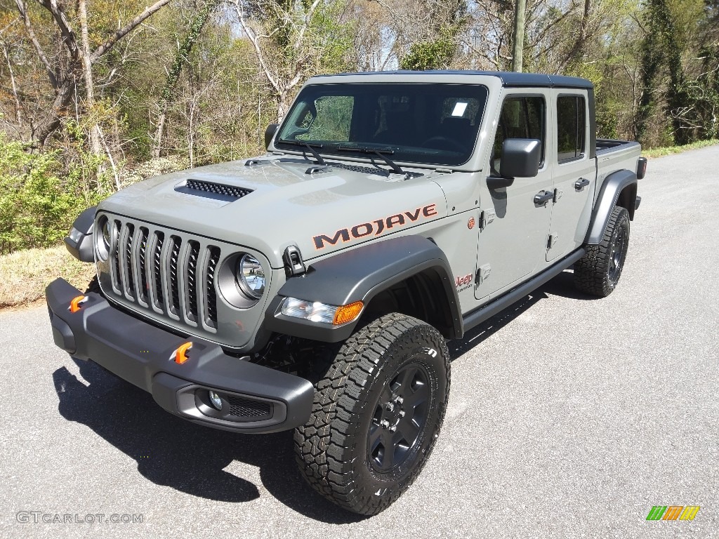 2022 Gladiator Mojave 4x4 - Sting-Gray / Black photo #2