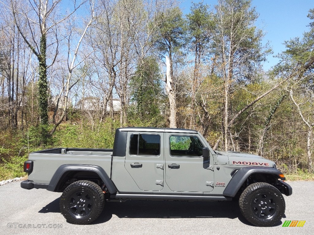 Sting-Gray 2022 Jeep Gladiator Mojave 4x4 Exterior Photo #144017184