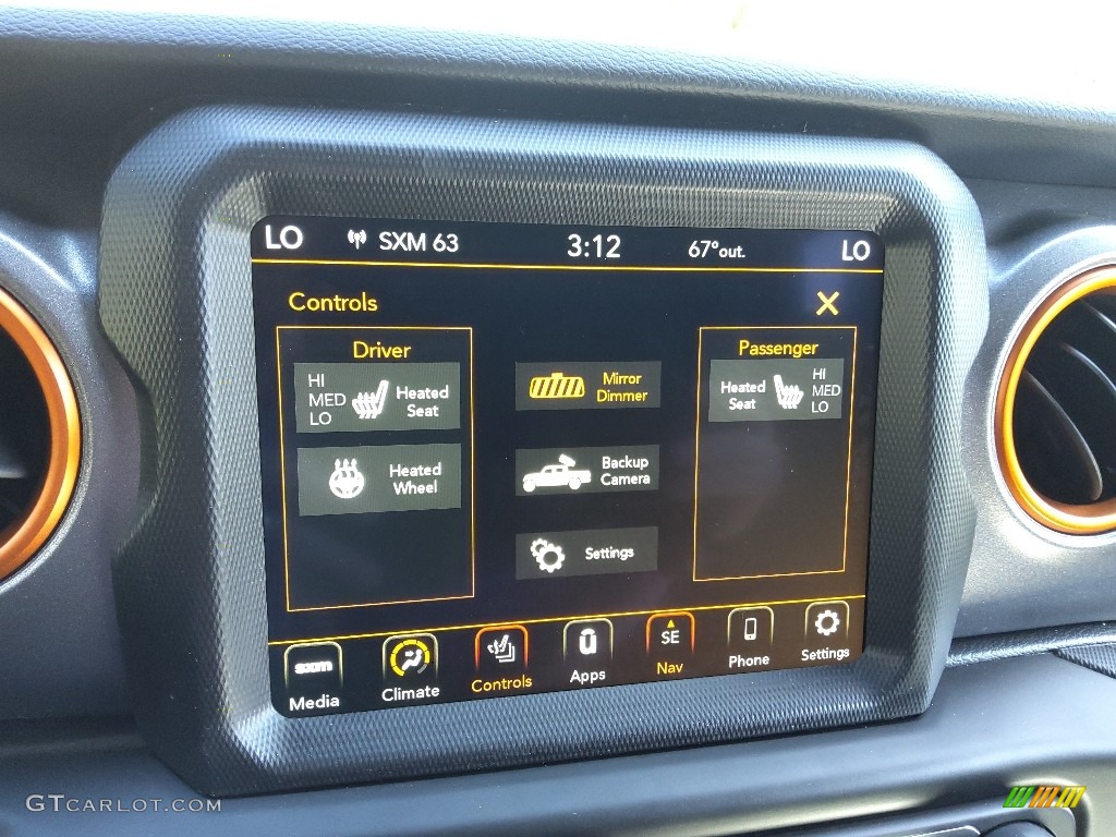 2022 Gladiator Mojave 4x4 - Snazzberry Pearl / Black photo #47