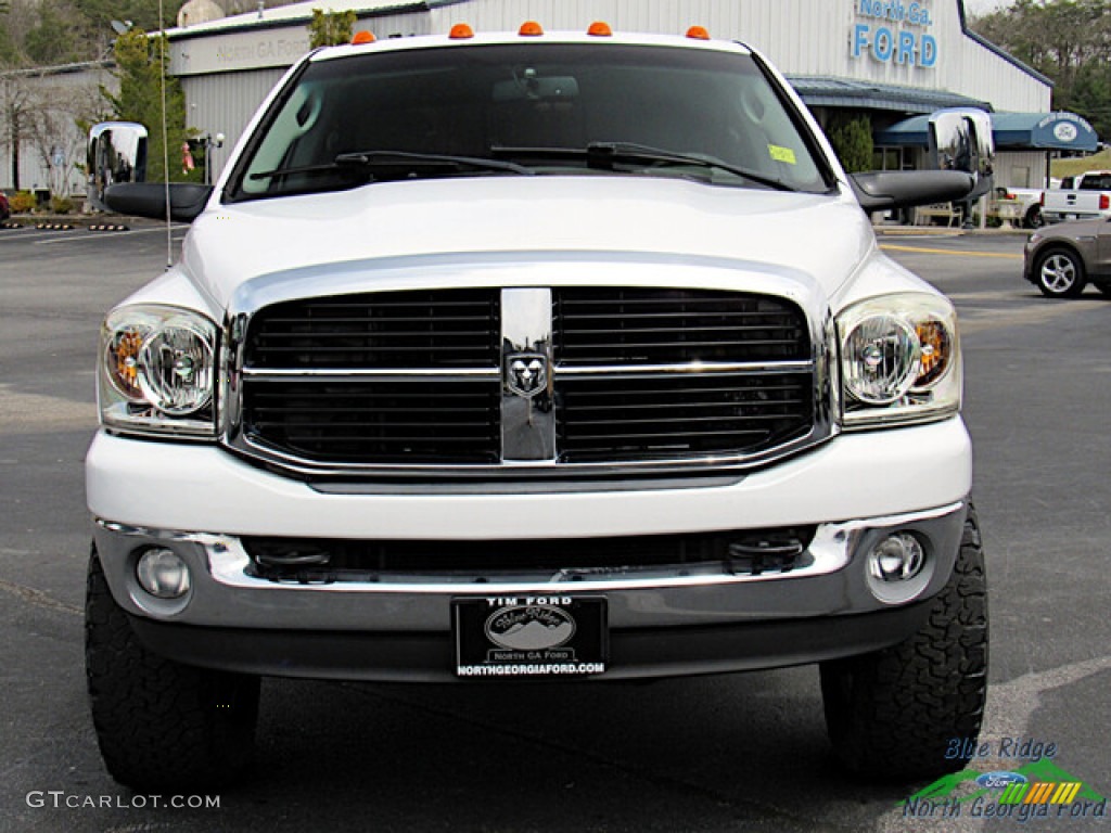 2008 Ram 2500 SLT Quad Cab 4x4 - Bright White / Khaki photo #8