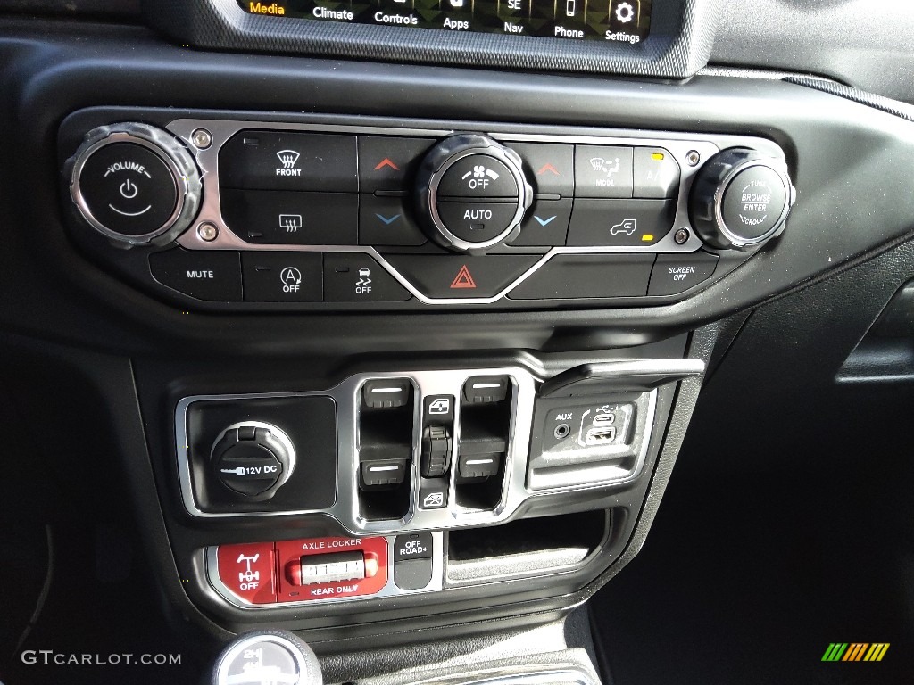 2022 Jeep Gladiator Mojave 4x4 Controls Photo #144021898