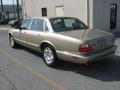 Topaz Metallic - XJ XJ8 Photo No. 5