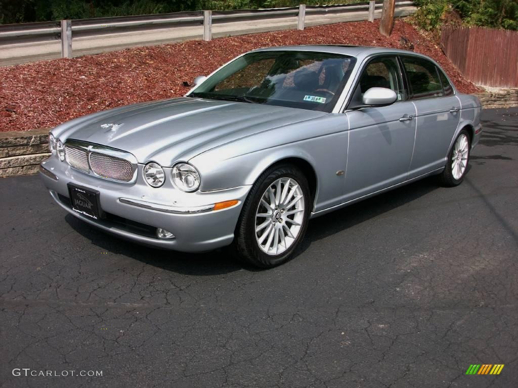 Platinum Silver Metallic Jaguar XJ