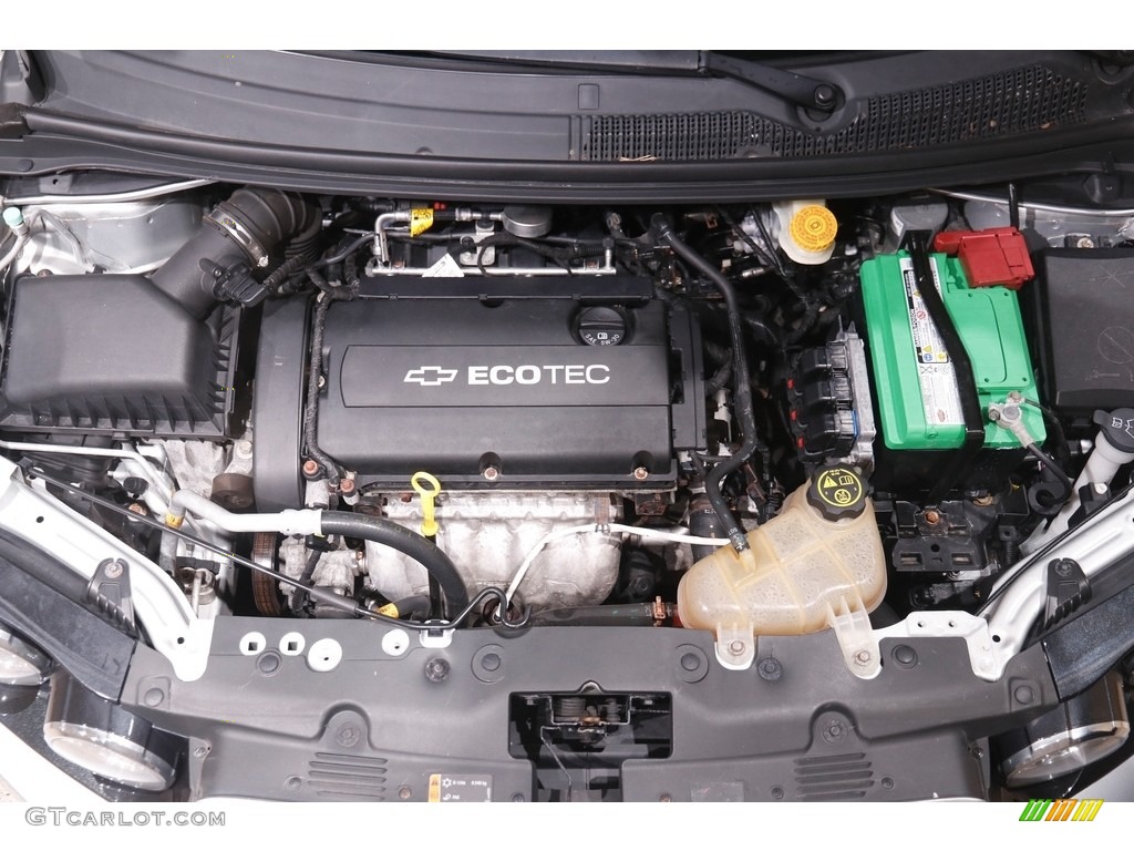 2013 Sonic LT Sedan - Silver Ice Metallic / Dark Pewter/Dark Titanium photo #17