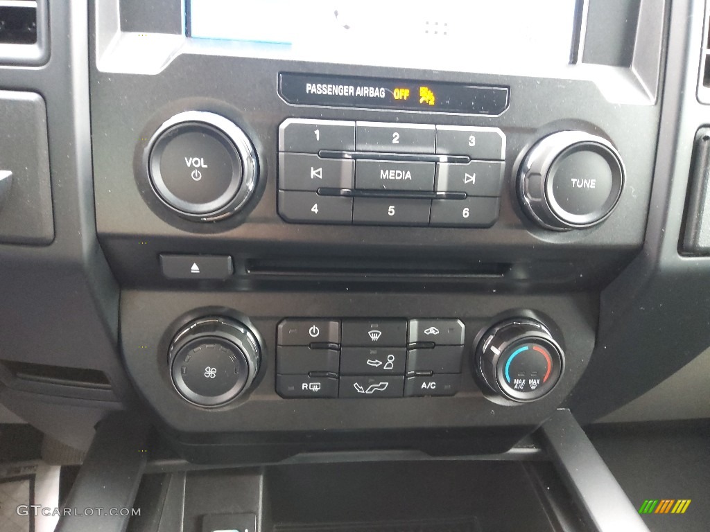 2018 F150 STX SuperCab - Ingot Silver / Earth Gray photo #22