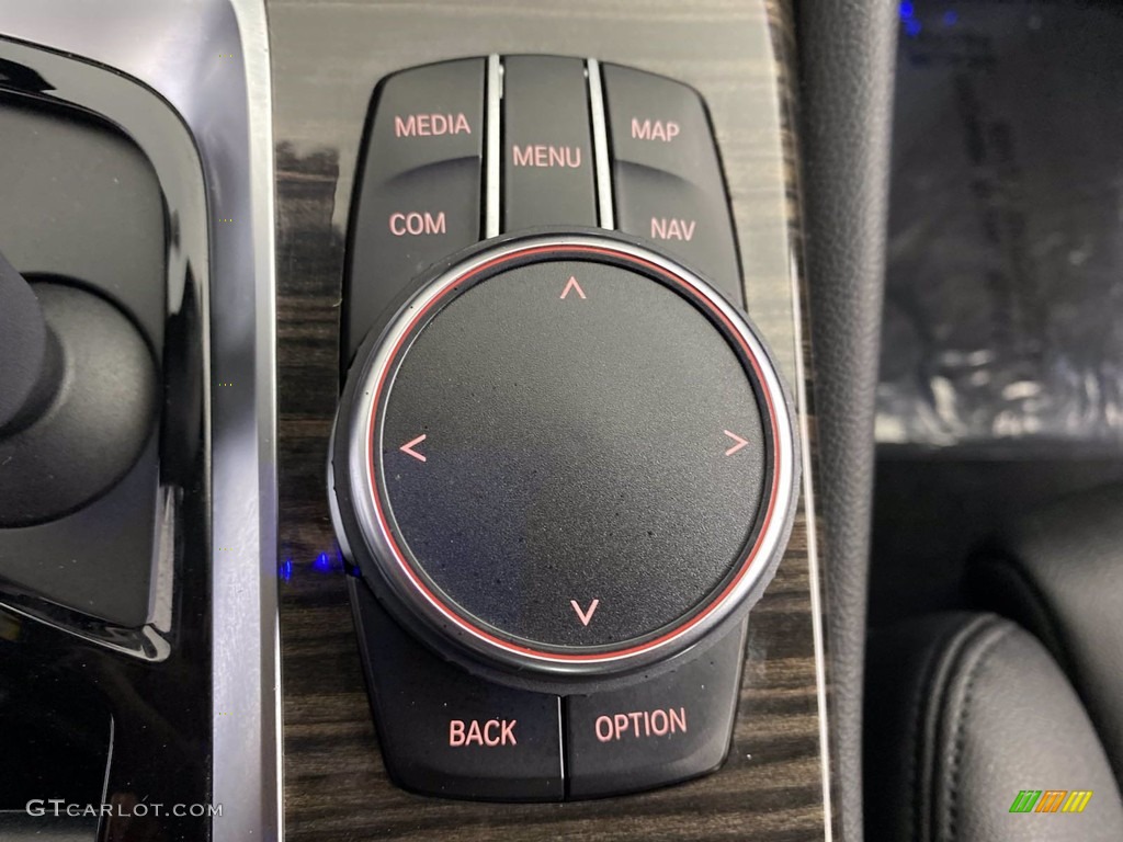 2018 5 Series 530e iPerfomance Sedan - Mineral White Metallic / Black photo #28