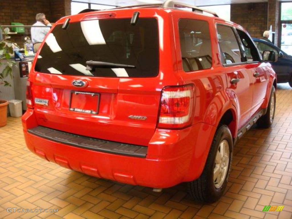 2009 Escape XLT V6 4WD - Torch Red / Charcoal photo #5