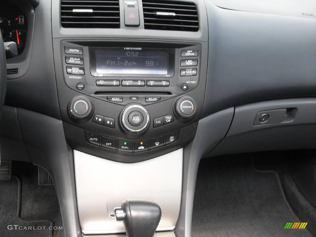 2004 Accord EX-L Sedan - Graphite Pearl / Gray photo #11
