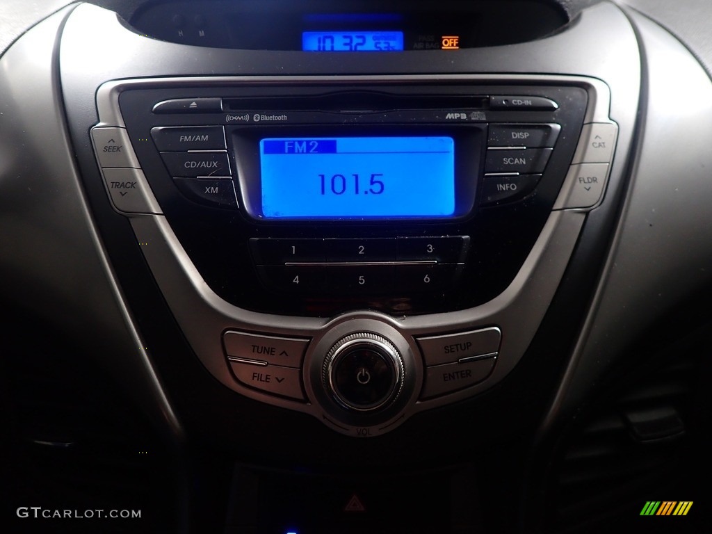 2013 Elantra Coupe GS - Silver / Black photo #3