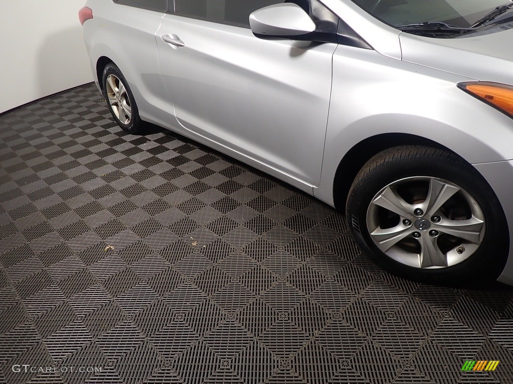 2013 Elantra Coupe GS - Silver / Black photo #5