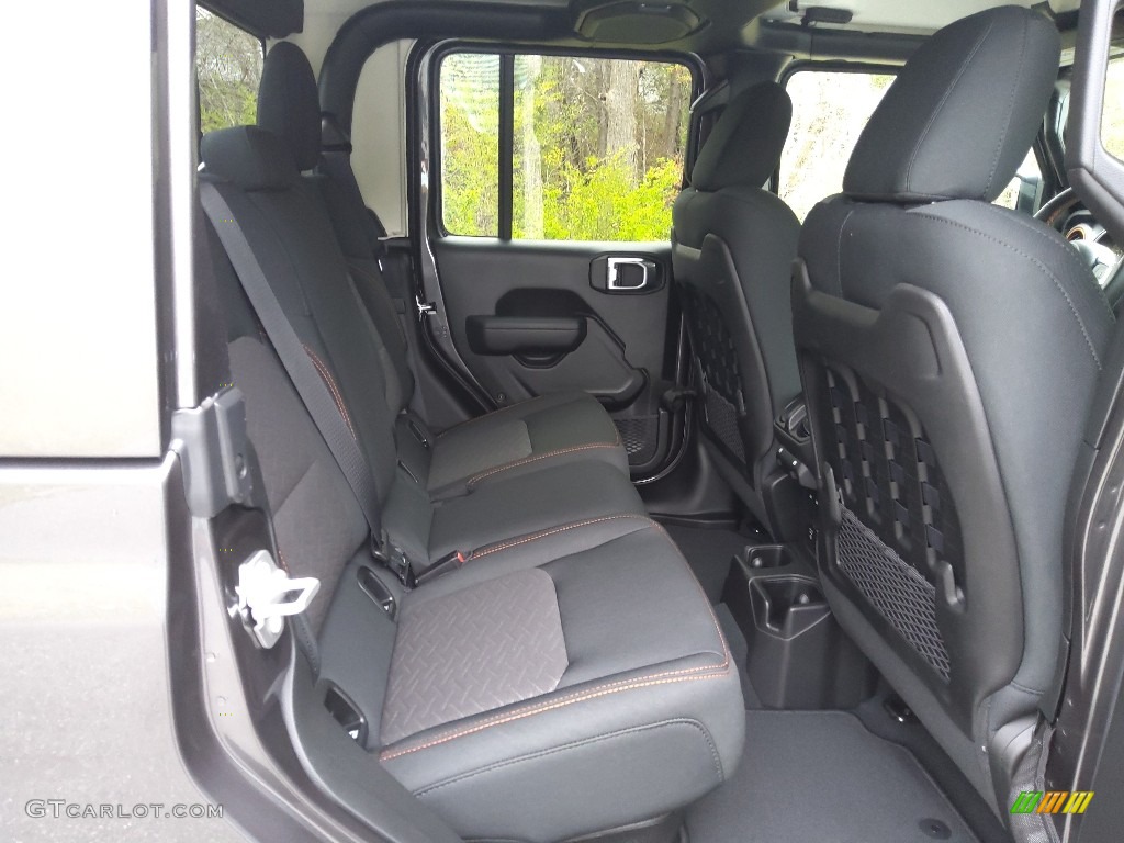 2022 Gladiator Mojave 4x4 - Granite Crystal Metallic / Black photo #16