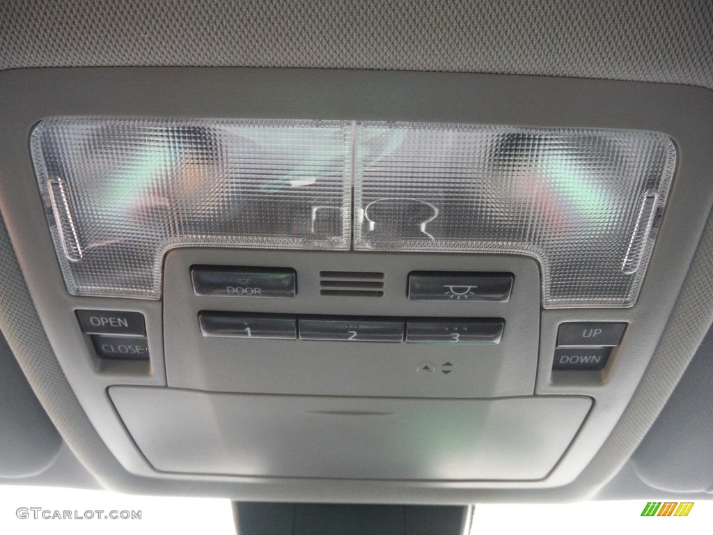 2019 Highlander XLE AWD - Predawn Gray Mica / Black photo #28