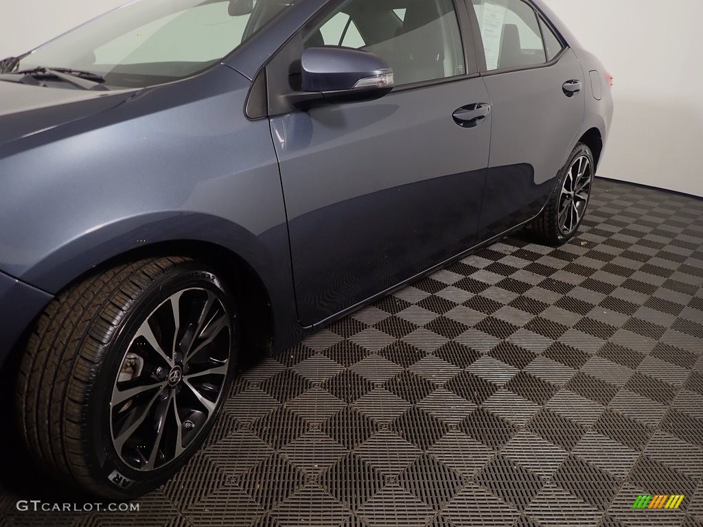 2017 Corolla SE - Falcon Gray Metallic / Black photo #10