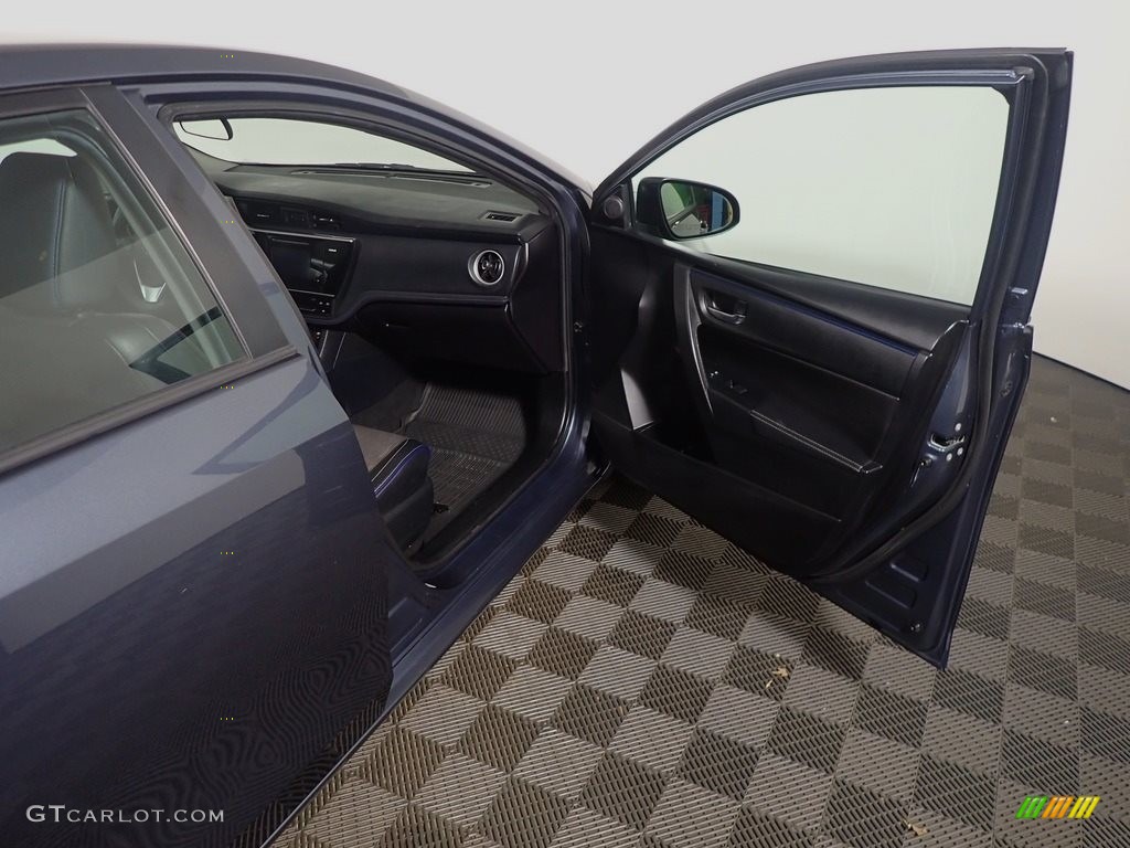 2017 Corolla SE - Falcon Gray Metallic / Black photo #38