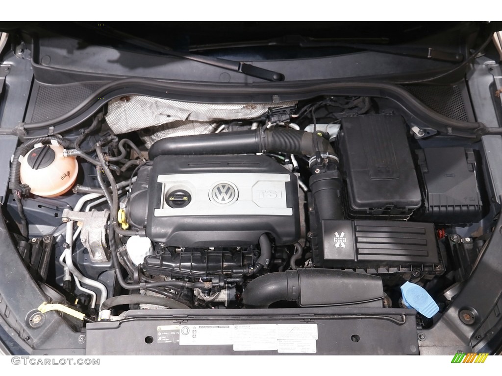 2016 Volkswagen Tiguan SE Engine Photos