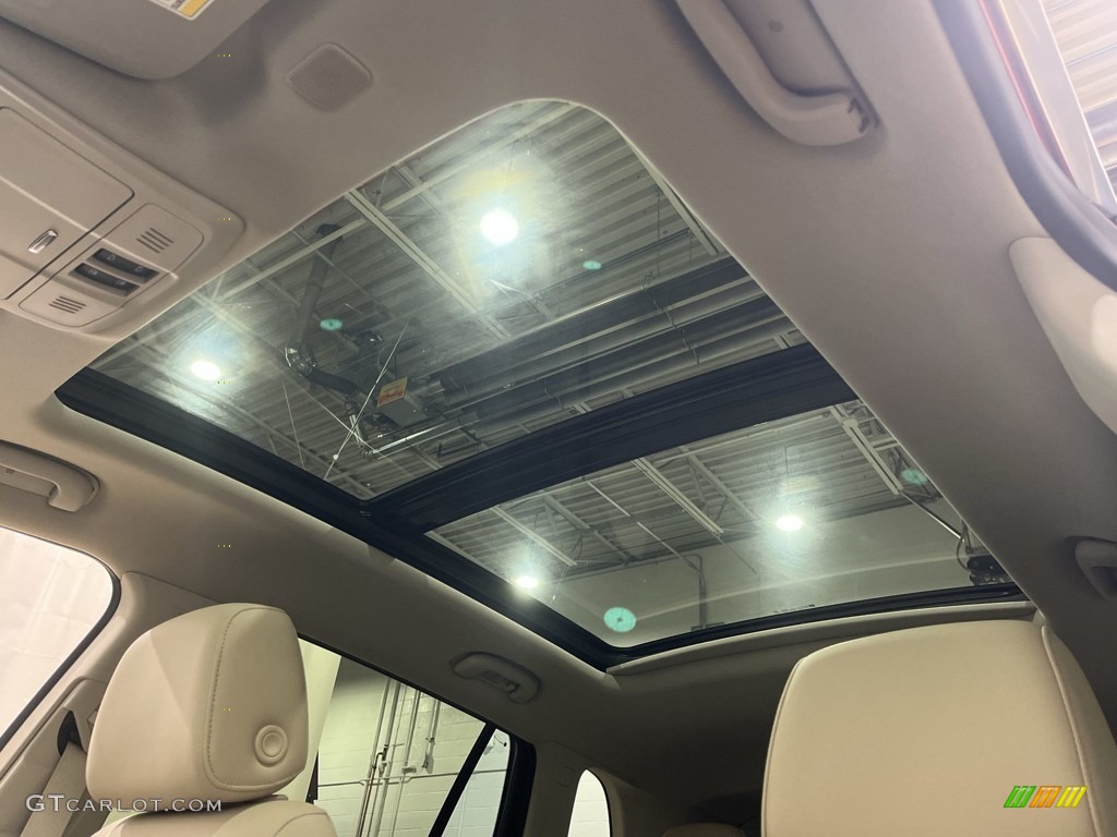 2019 Envision Preferred - Chili Red Metallic / Light Neutral photo #18